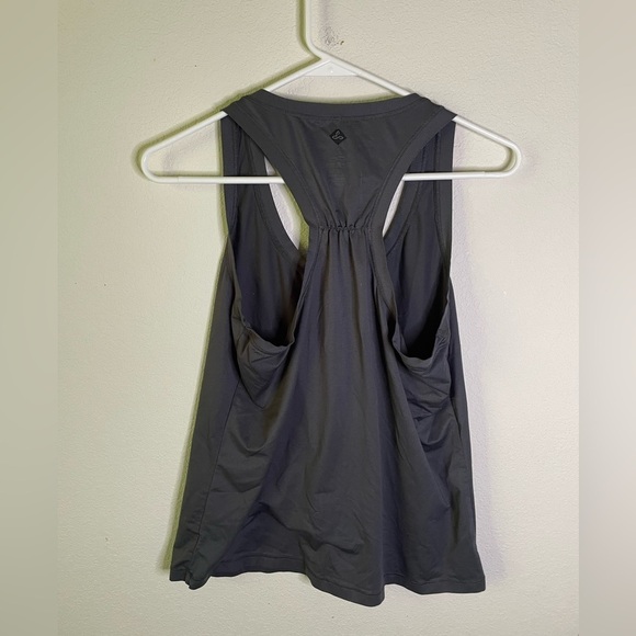 Prana women’s athletic tank top - Picture 3 of 4